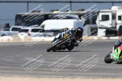 media/Apr-19-2025-CVMA (Sat) [[586b59ad56]]/Race 10-Amateur Supersport Middleweight/